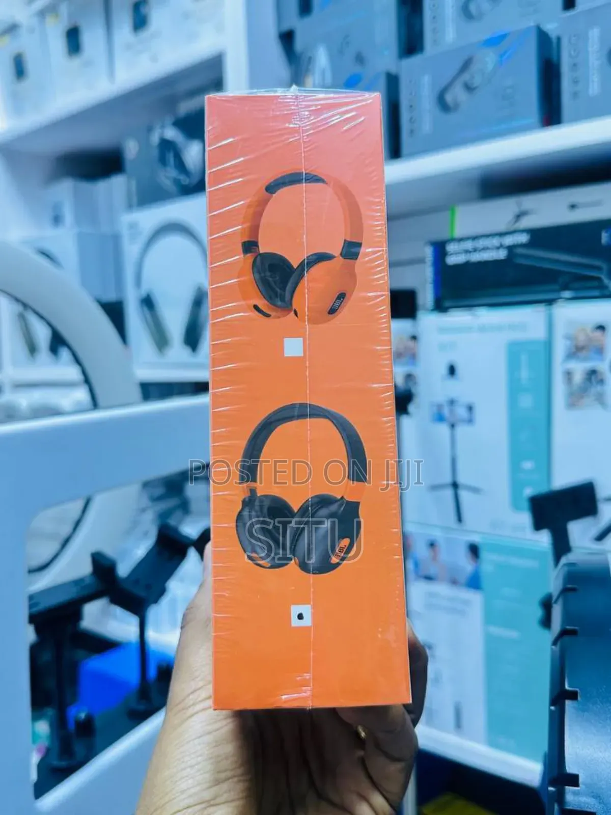 JBL Tune 760bt Wireless Headphones.