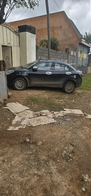 Suzuki Dzire 2023 Black