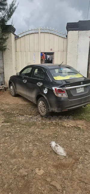 Suzuki Dzire 2023 Black