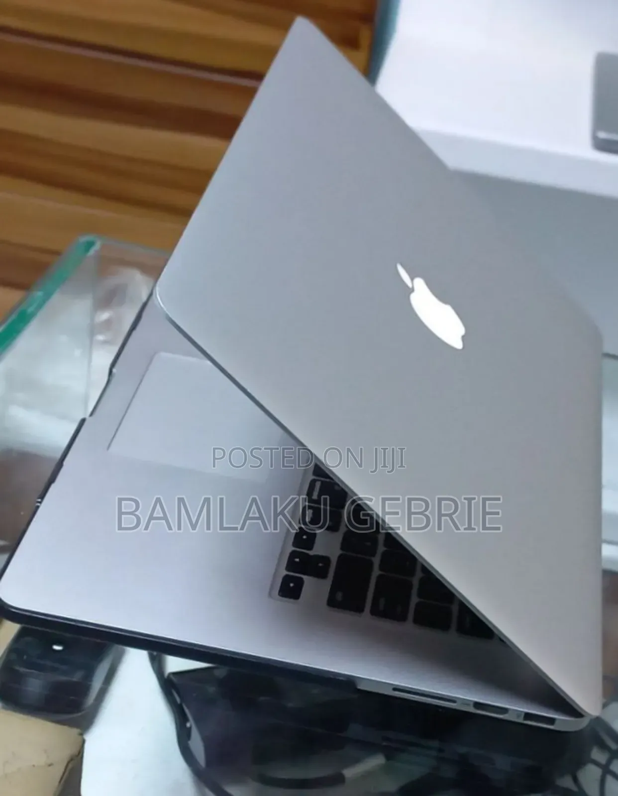 New Laptop Apple MacBook Pro 2013 8GB Intel Core I7 SSD 256GB