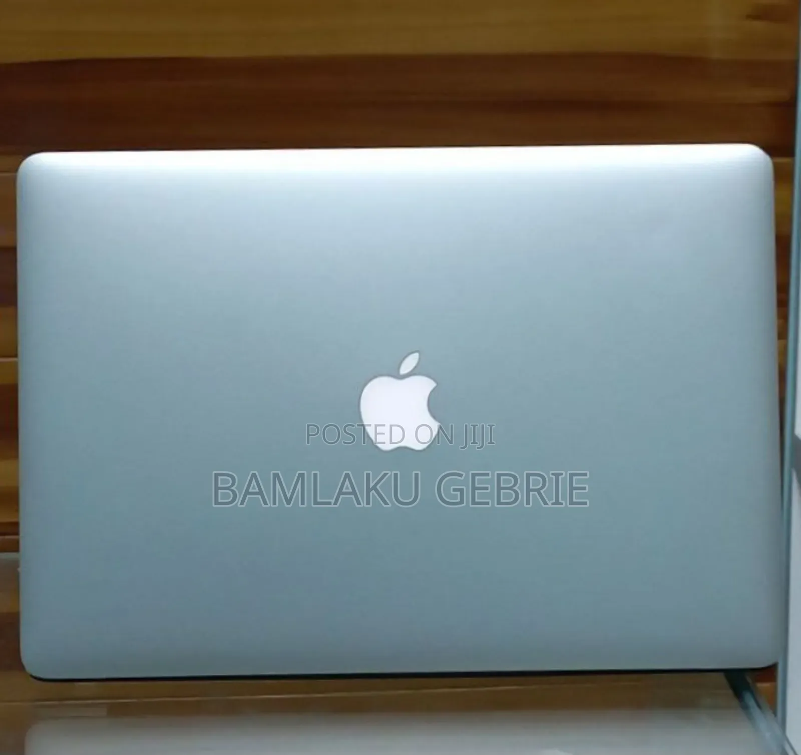 New Laptop Apple MacBook Pro 2013 8GB Intel Core I7 SSD 256GB