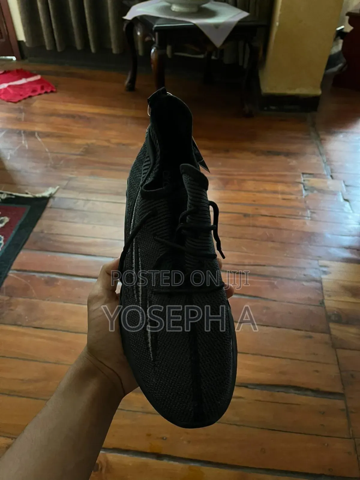 Akademiks Men's Fit Knit Jogger
Sneakers