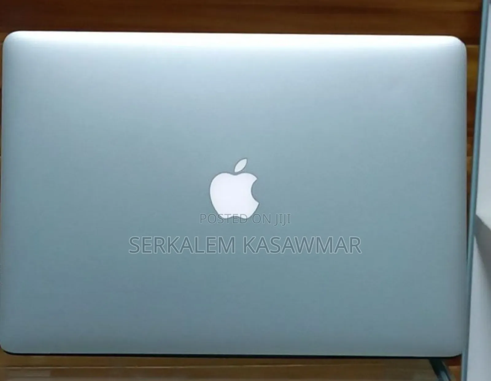 New Laptop Apple MacBook Pro 2013 8GB Intel Core I7 SSD 256GB