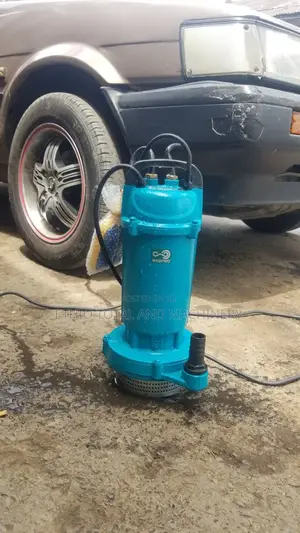Photo - Webpro Submersible 1 Hp Pump
