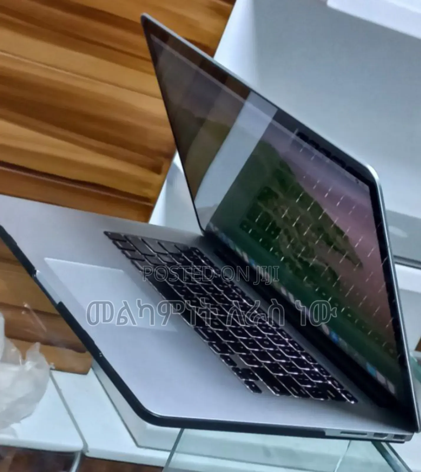 New Laptop Apple MacBook Pro 2013 8GB Intel Core I7 SSD 256GB