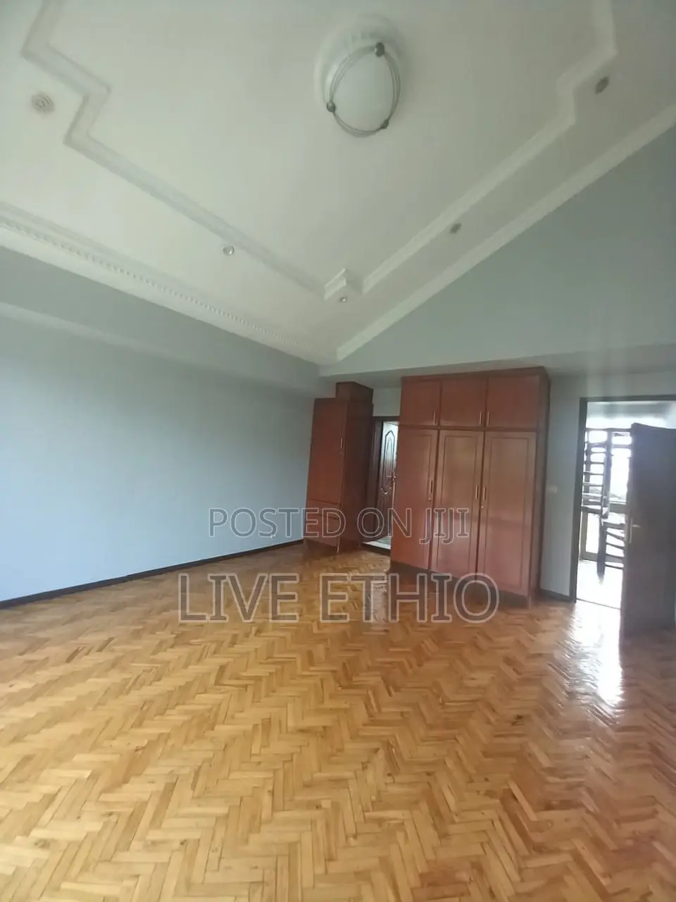 6bdrm House in Yeka for rent
