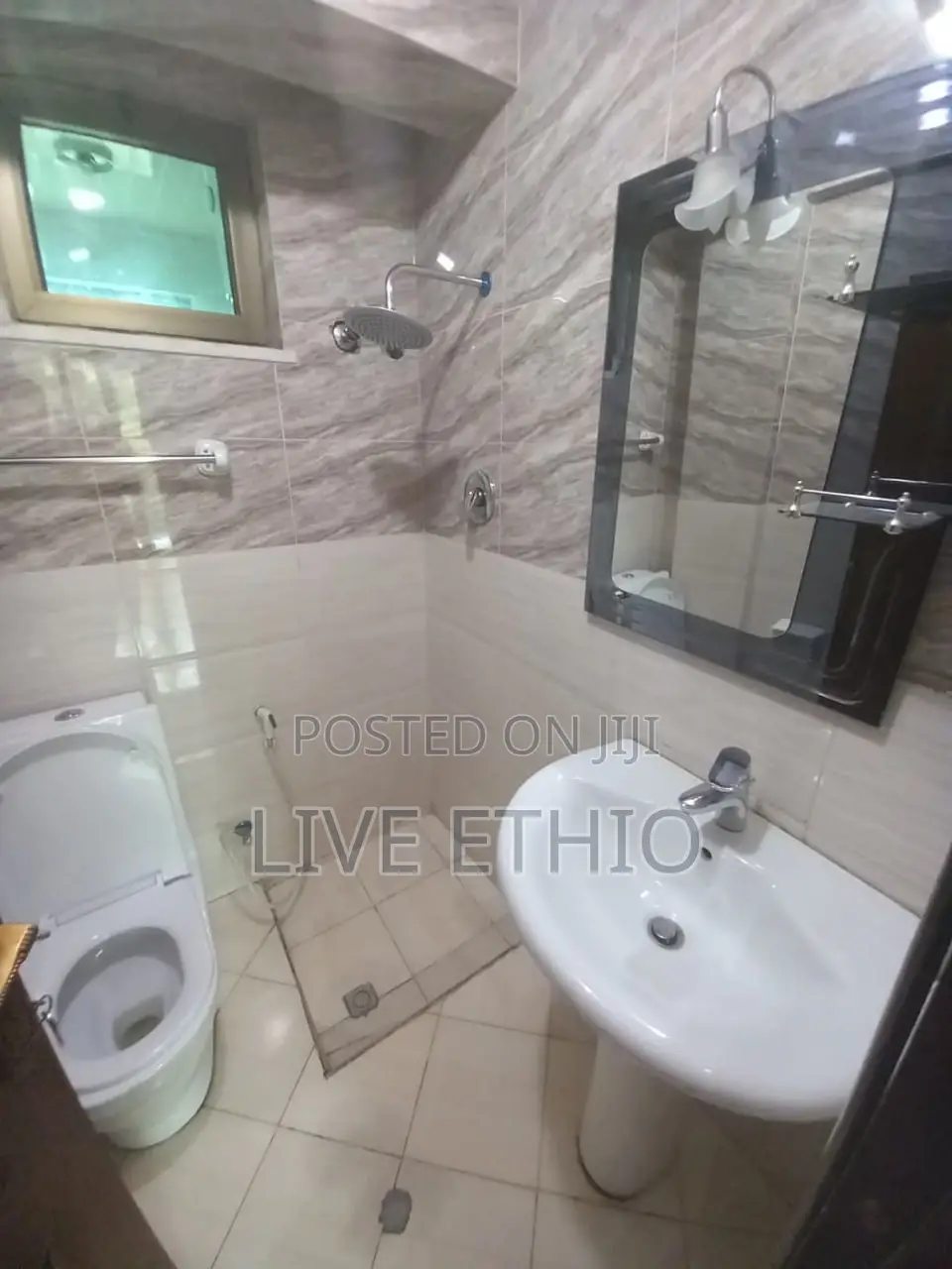 6bdrm House in Yeka for rent