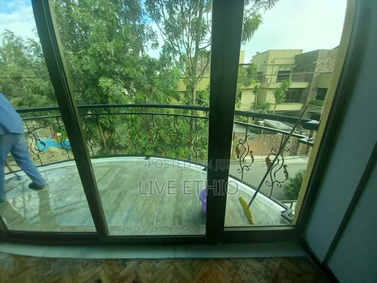 6bdrm House in Yeka for rent