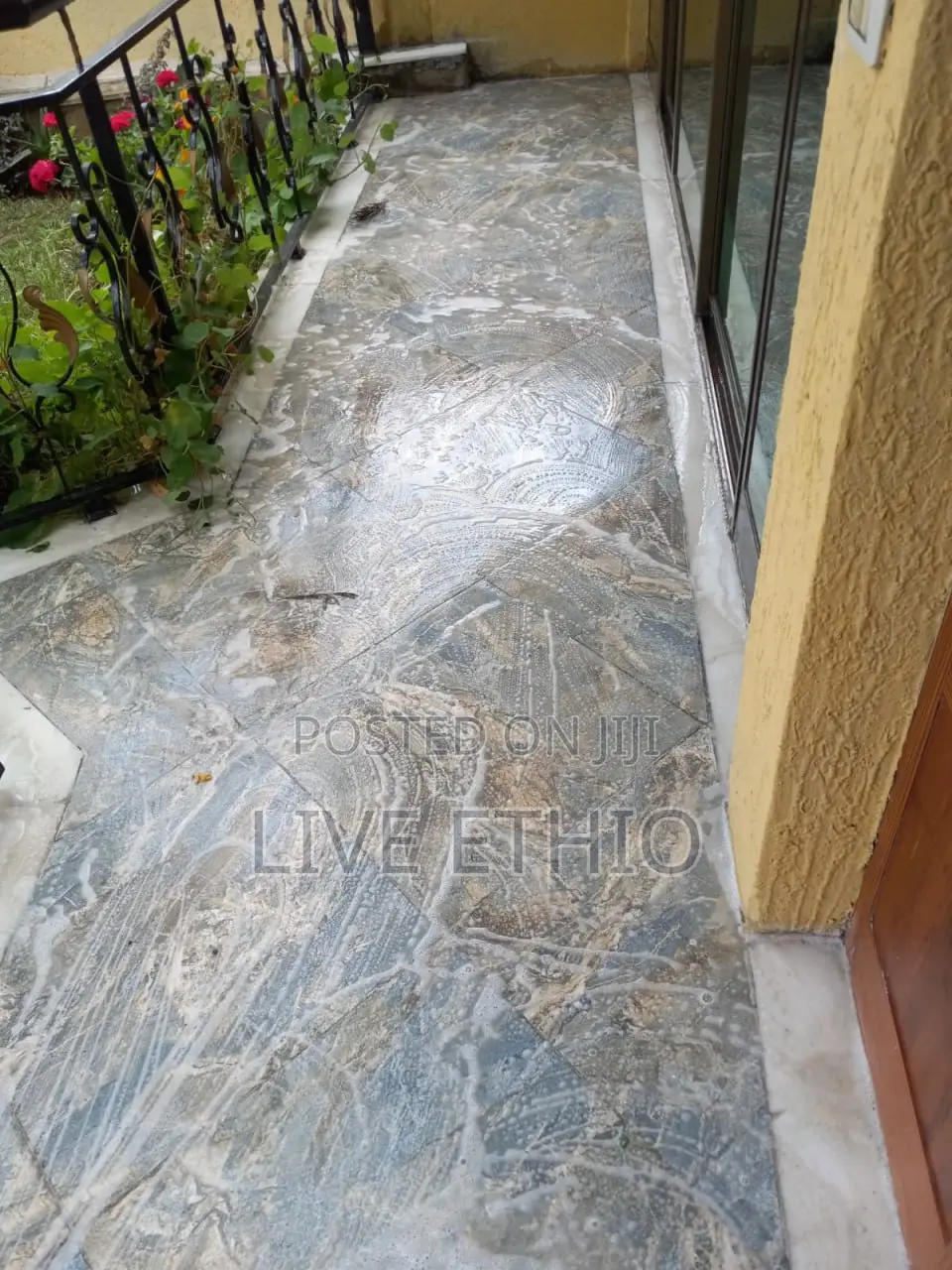 6bdrm House in Yeka for rent