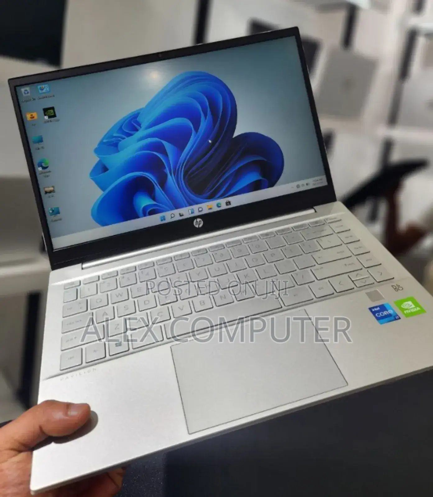 New Laptop HP Pavilion 14 16GB Intel Core I7 SSD 512GB