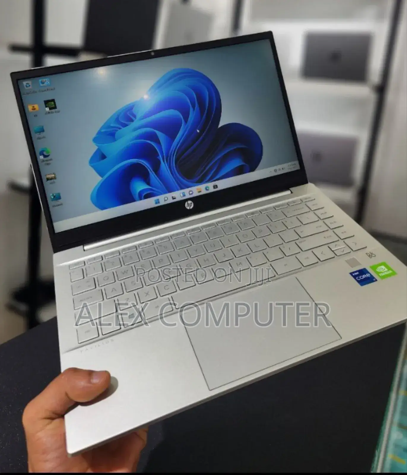 New Laptop HP Pavilion 14 16GB Intel Core I7 SSD 512GB