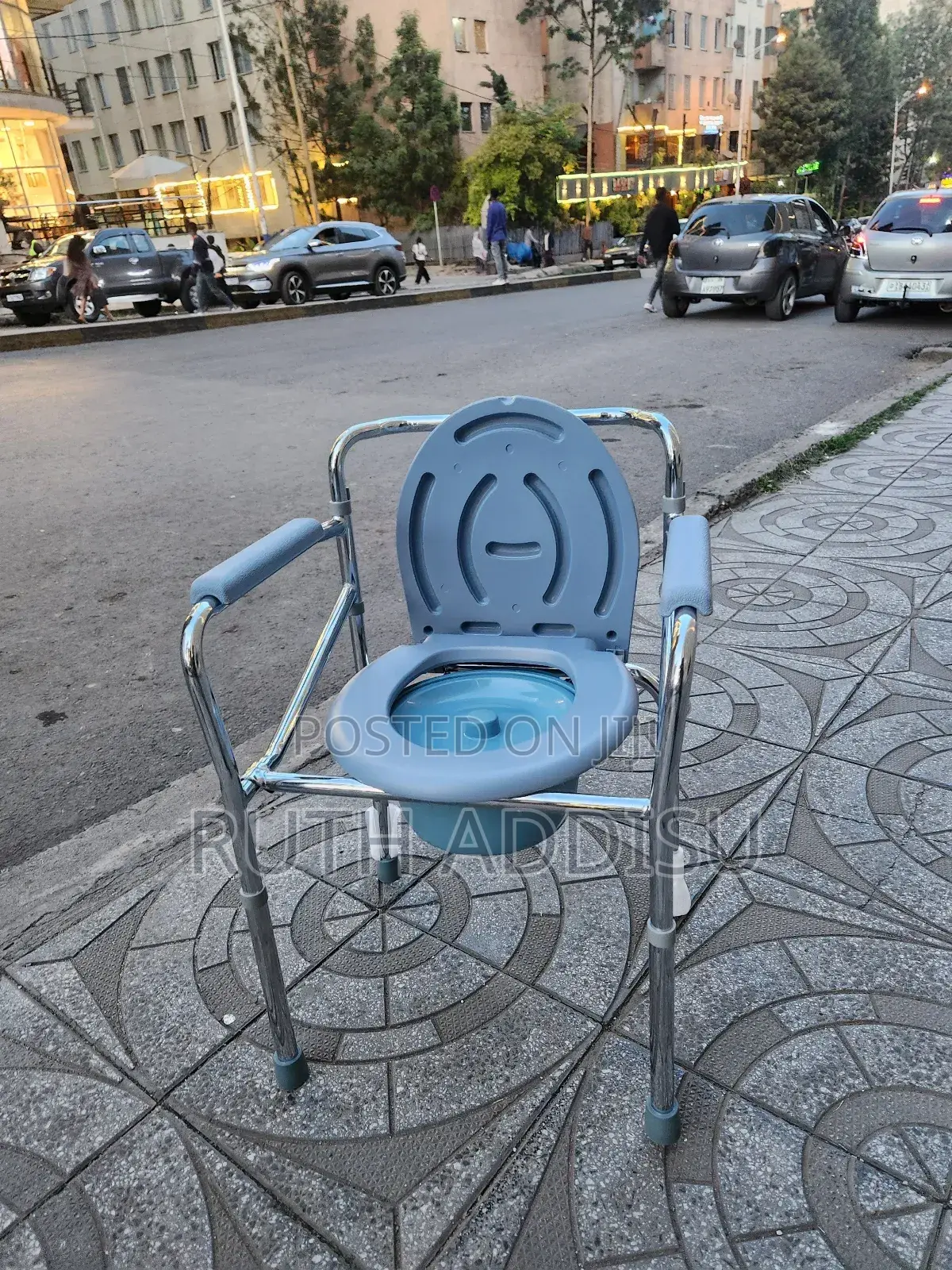 Commode Chair輕微toilet Chair奢求brand New Commode Chair麻醉poty Chair New