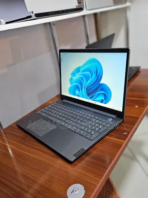 New Laptop Lenovo ThinkBook 15 16GB Intel Core I7 SSD 512GB