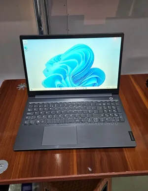 New Laptop Lenovo ThinkBook 15 16GB Intel Core I7 SSD 512GB