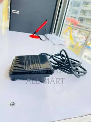 Photo - Sustain Pedal Available