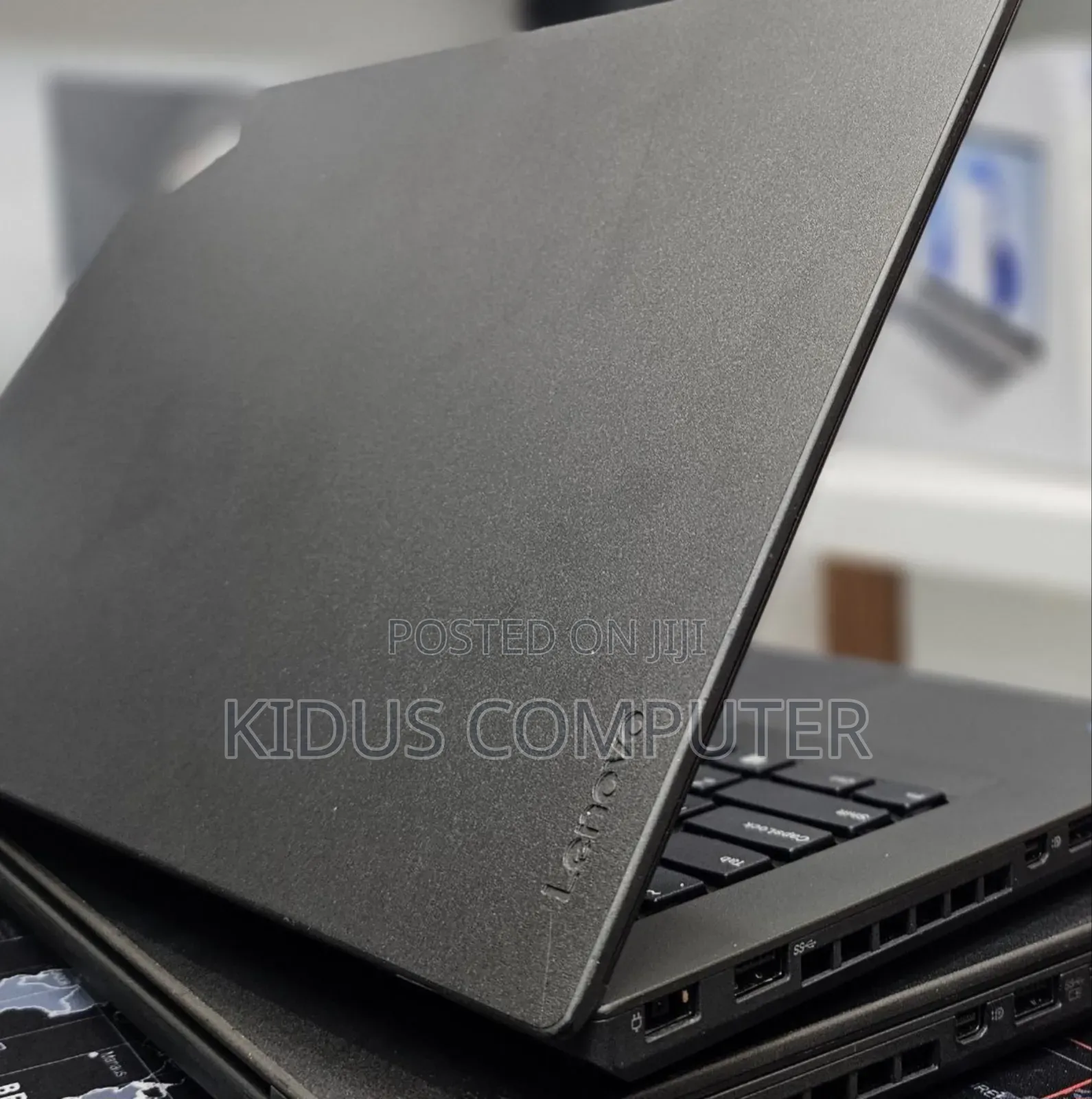 New Laptop Lenovo ThinkPad X1 Carbon 8GB Intel Core I7 SSD 256GB