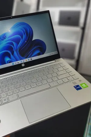 New Laptop HP Pavilion 14 16GB Intel Core I7 SSD 512GB