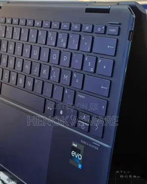 Photo - New Laptop HP Spectre 13 16GB Intel Core I7 SSD 1T