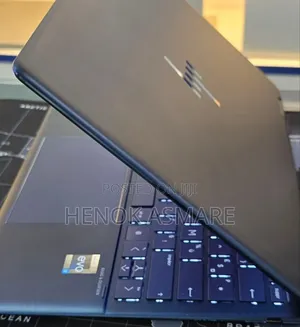 New Laptop HP Spectre 13 16GB Intel Core I7 SSD 1T