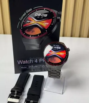 Photo - Watch 4 Pro+ Plus Sk39 Smart Watch With 3 Strap