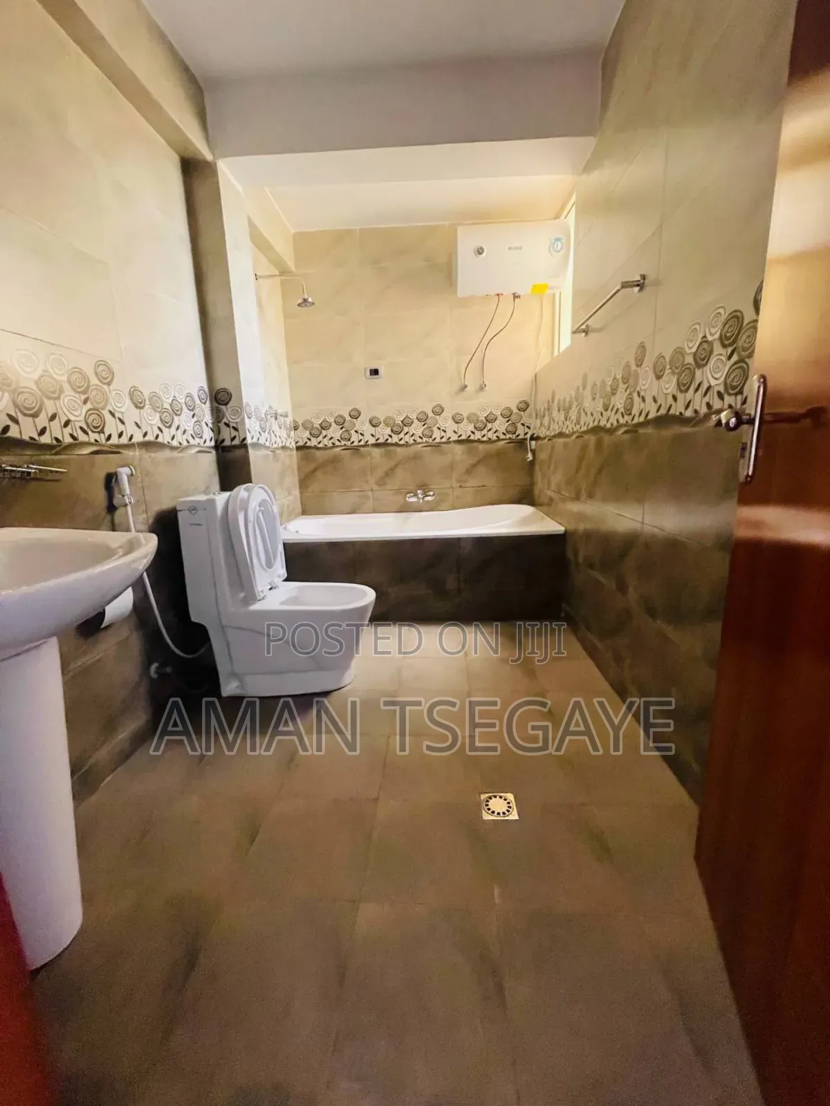 4bdrm Villa in Jh Semix Realestate, Bole for sale