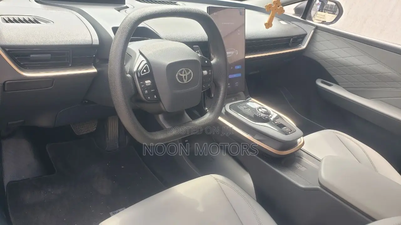 Toyota bZ3 2024 Gray