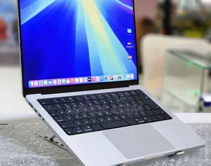 New Laptop Apple MacBook Pro M1 16GB Apple M1 Pro SSD 512GB