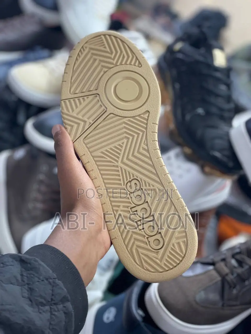 High Quality Adidas Mens Sneakers