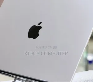 New Laptop Apple MacBook Pro 2020 M1 16GB Apple M1 SSD 512GB