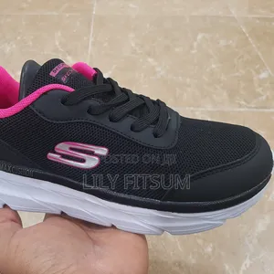 Sketcher Shose