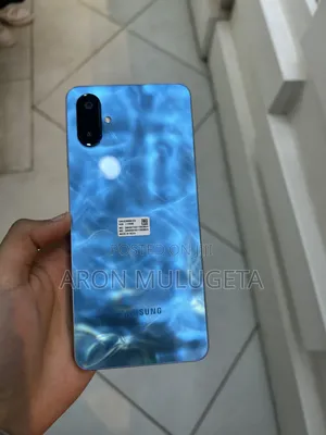 Photo - New Samsung Galaxy F06 5G 128 GB Blue