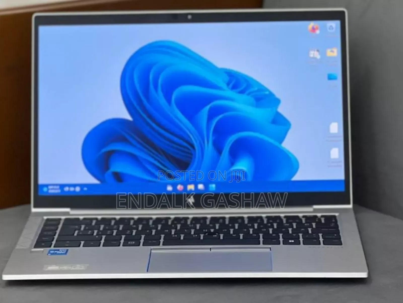 New Laptop HP EliteBook 830 16GB Intel Core I7 SSD 512GB