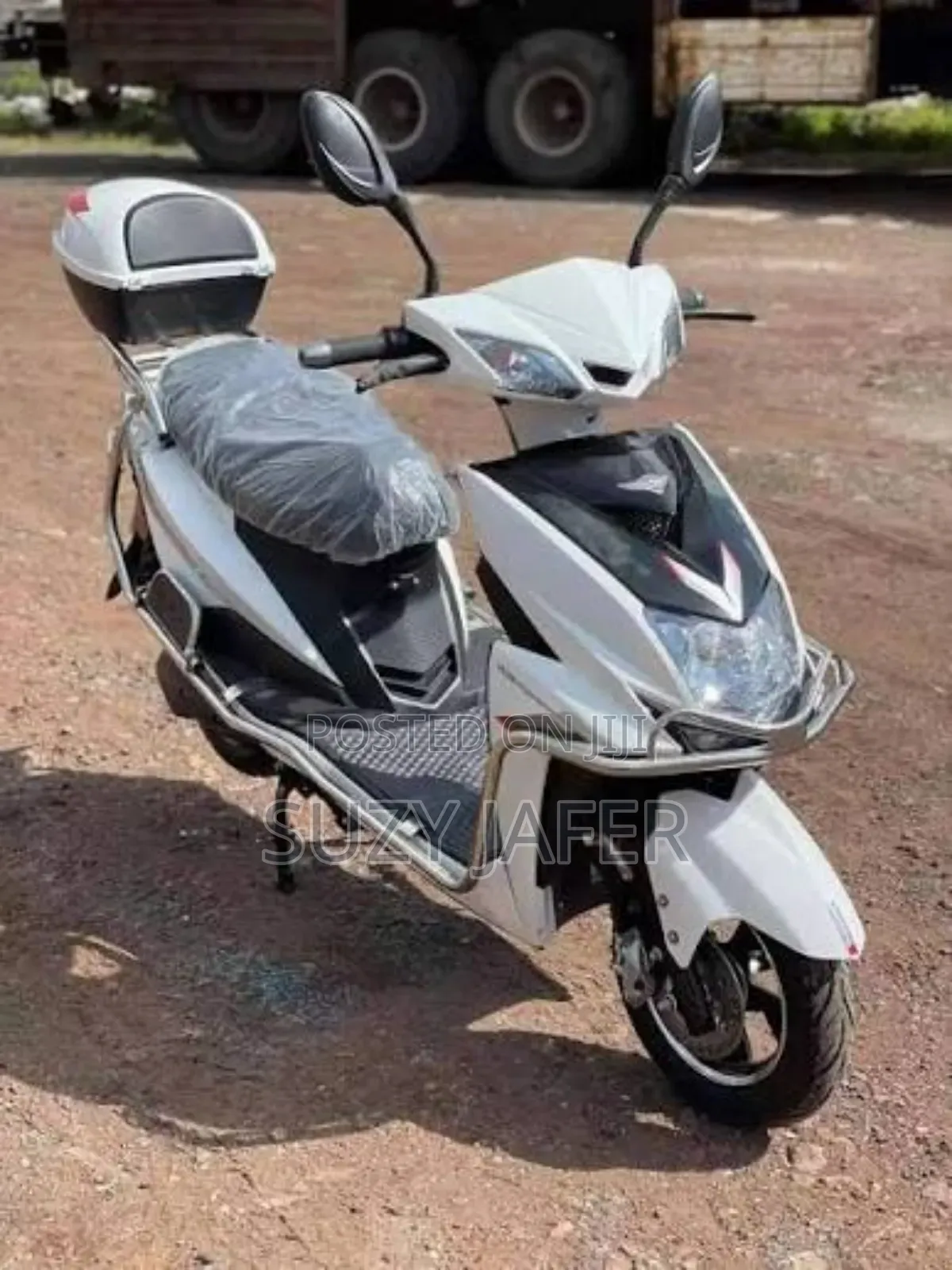 Motorcycle 2022 White