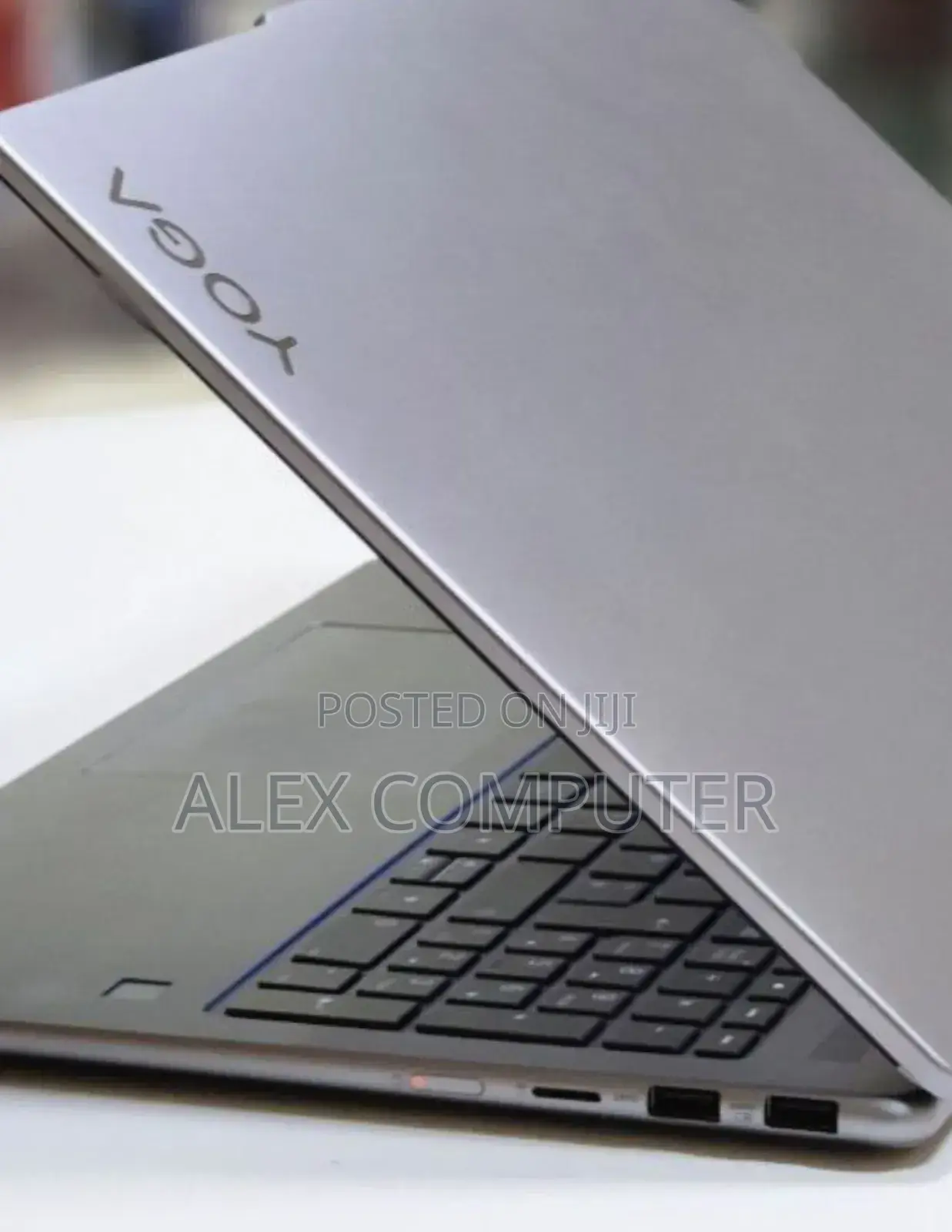 New Laptop Lenovo Yoga 7i 16GB Intel Core I7 SSD 512GB