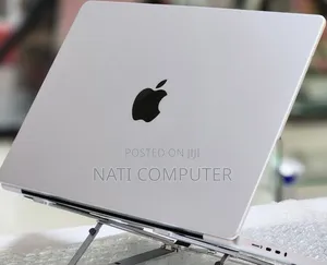 New Laptop Apple MacBook Pro M1 16GB Intel Core I5 SSD 512GB