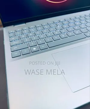 New Laptop Dell Inspiron 16 5620 16GB Intel Core Ultra 7 SSD 1T