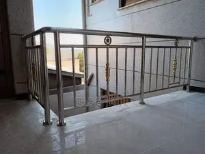 Photo - Handrails Pipes