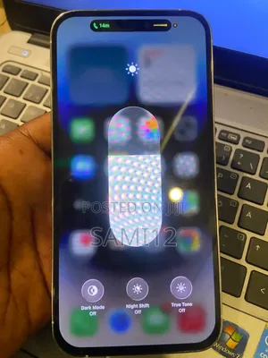 Photo - Apple iPhone 14 Pro Max 128 GB White