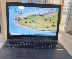 New Laptop Lenovo 8GB Intel Core I7 HDD 1T