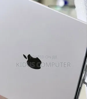 New Laptop Apple MacBook 2013 16GB Intel Core i7 SSD 256GB