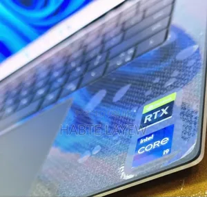 New Laptop Dell XPS 15 32GB Intel Core I9 SSD 1T