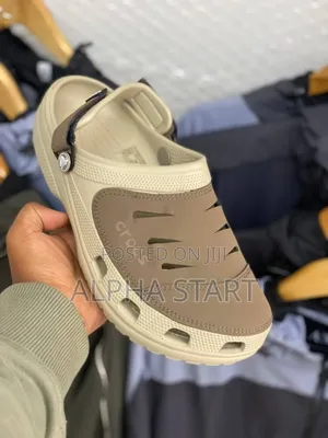 Photo - Crocs High Smooth Master Quality Slipper for You