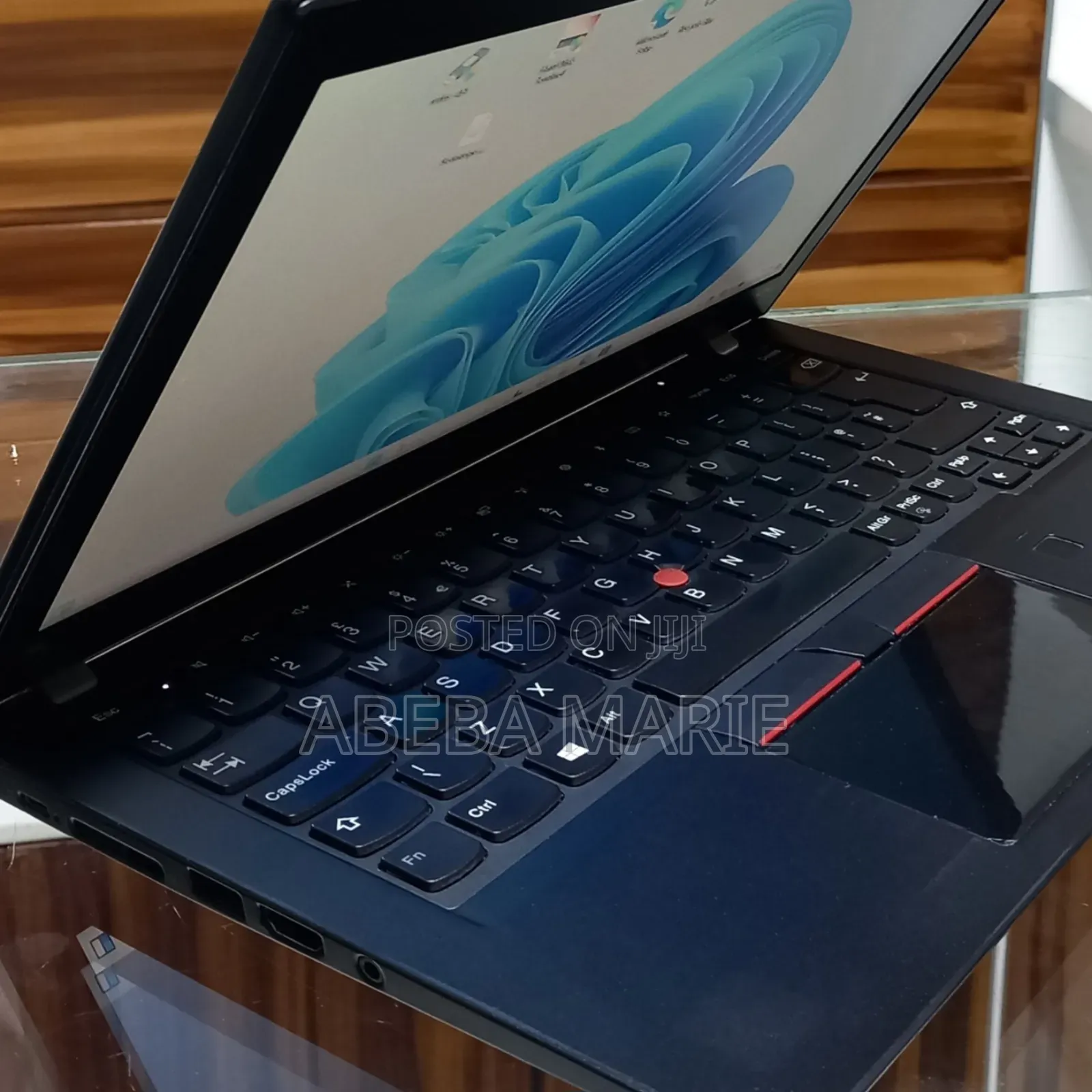 New Laptop Lenovo ThinkPad X280 8GB Intel Core I5 SSD 256GB