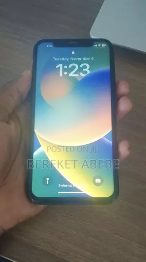 Photo - Apple iPhone X 256 GB Black