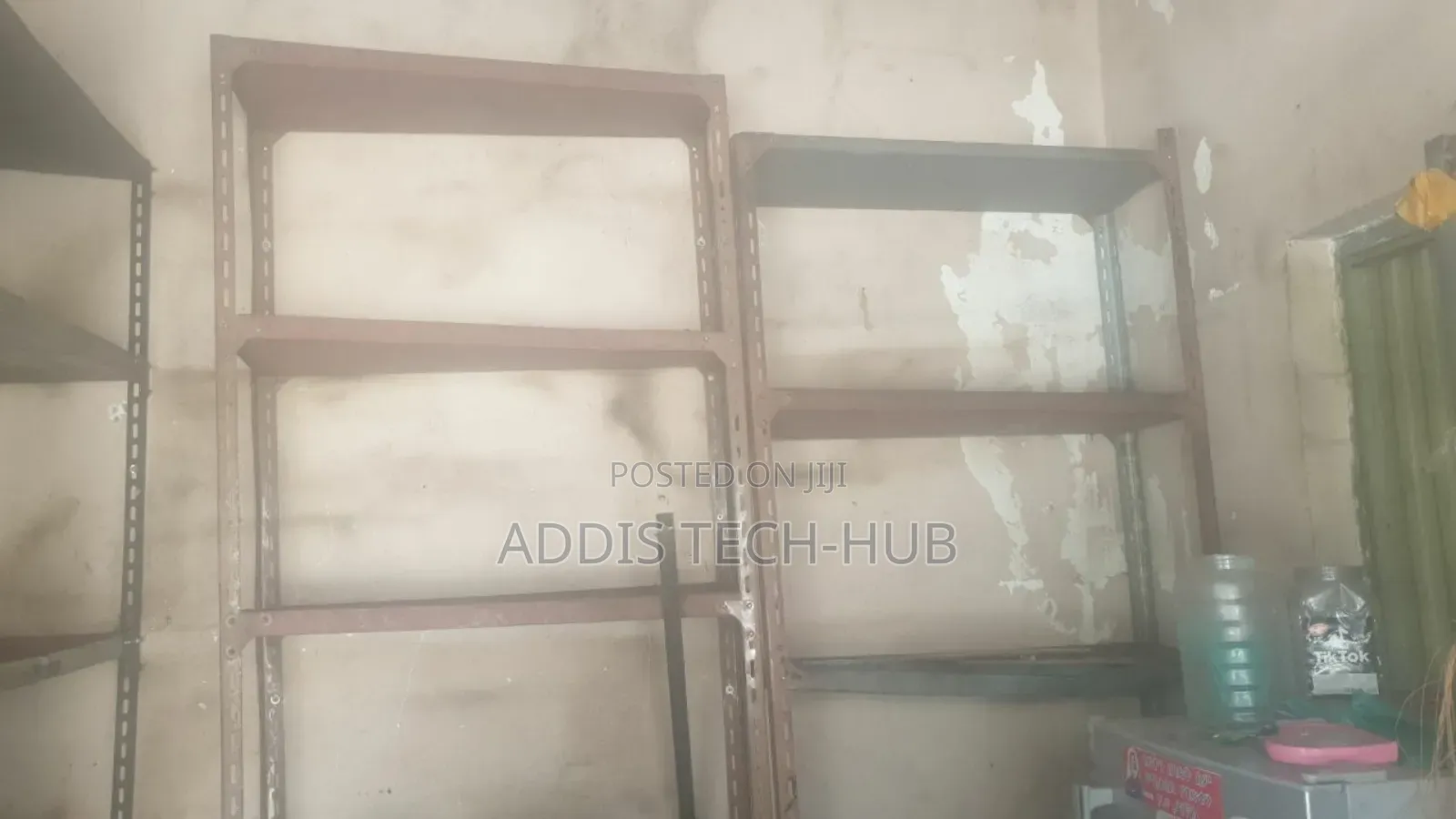 Display Shelf (Shop)