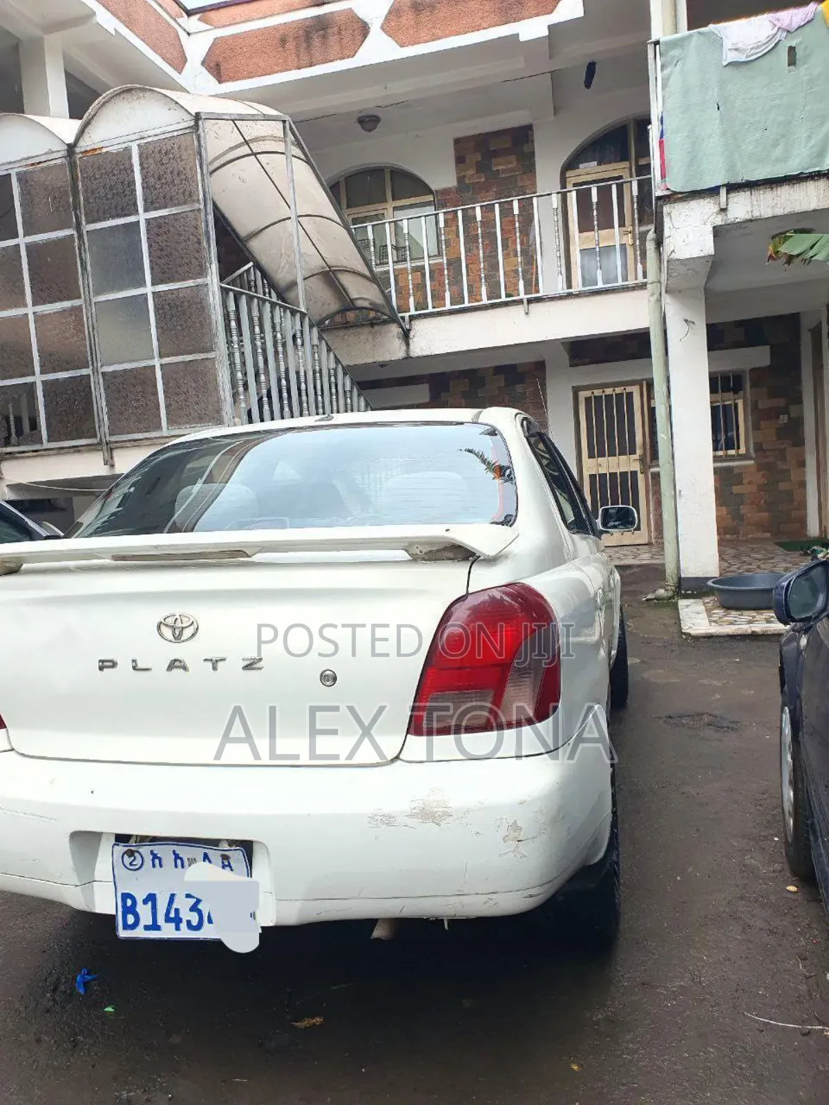 Toyota Platz 2002 Ivory