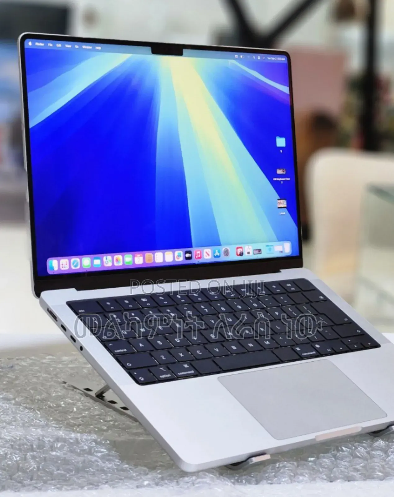 New Laptop Apple MacBook Pro M1 16GB Apple M1 Pro SSD 512GB