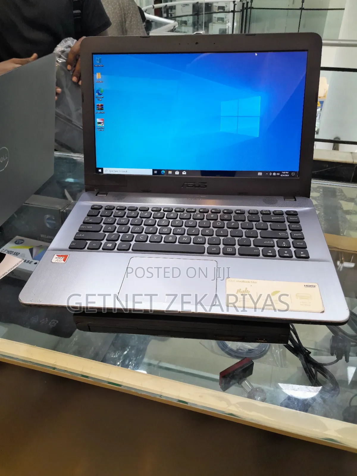 New Laptop Asus VivoBook 15 X505BA 4GB AMD A6 HDD 500GB