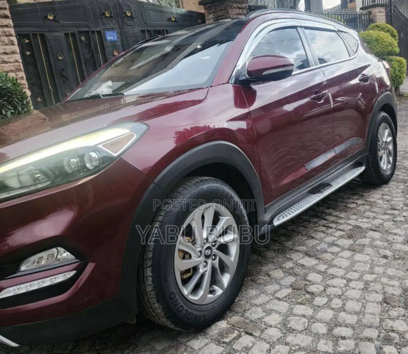 Hyundai Tucson Limited AWD 2020 Brown