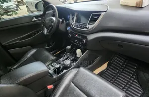 Hyundai Tucson Limited AWD 2020 Brown